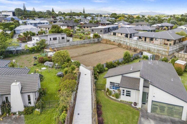 Photo of property in 5 Joshua Place, Bell Block, New Plymouth, 4312