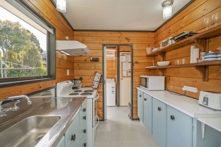 Photo of property in 12 Miro Place, Whitianga, 3510