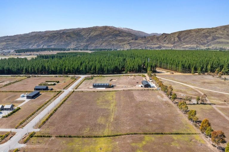 Photo of property in 76 Stone Drive, Cromwell, 9384