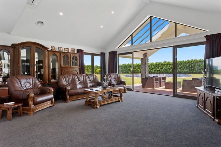 Photo of property in 1228 Loburn Whiterock Road, Loburn, Rangiora, 7472