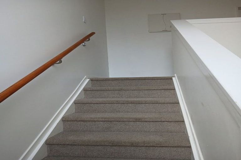 Photo of property in 89 Waipuhinui Way, Wiri, Auckland, 2104