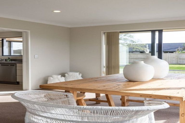 Photo of property in 18 Saffron Street, Cambridge, 3434