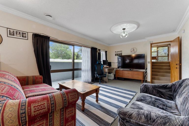 Photo of property in 2 Cassandra Street, Stratford, 4332