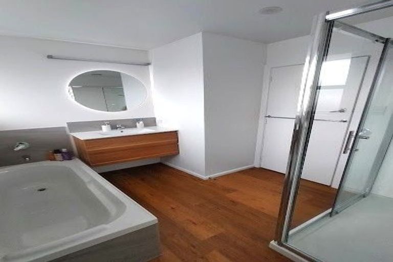 Photo of property in 26 Daniels Road, Redwood, Christchurch, 8051