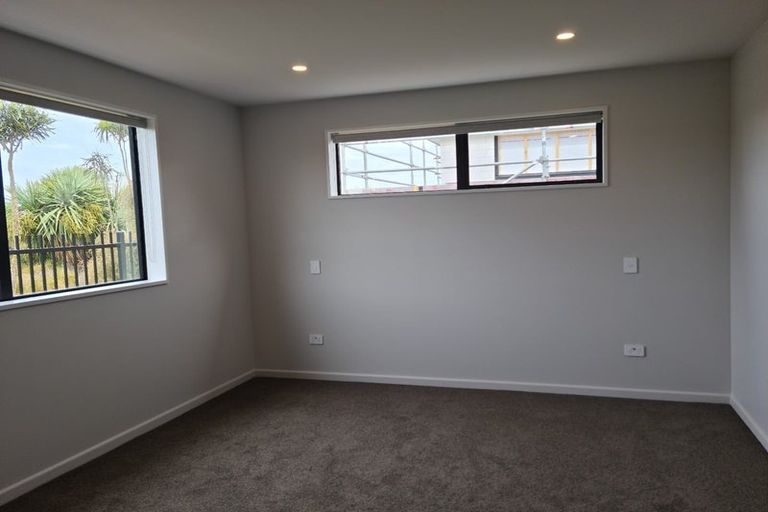 Photo of property in 10 Lussa Close, Broomfield, Christchurch, 8042