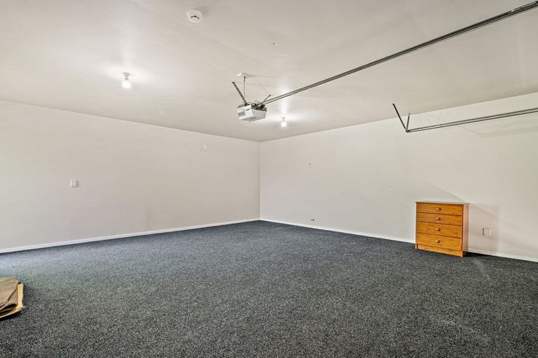 Photo of property in 8a Puna Street, Riccarton, Christchurch, 8041