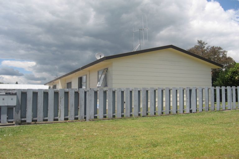 Photo of property in 7 Harris Street, Te Puke, 3119