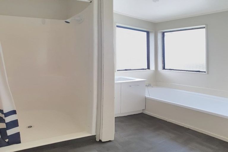 Photo of property in 179 Solar Road, Glen Eden, Auckland, 0602