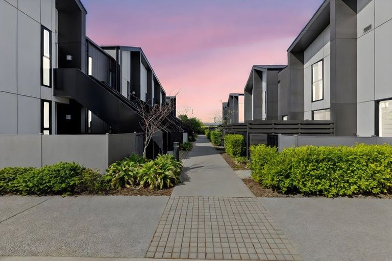 Photo of property in 4/6 Waverley Street, Sydenham, Christchurch, 8023