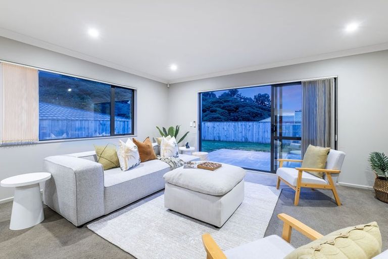 Photo of property in 12 Moonsail Drive, Whitby, Porirua, 5024