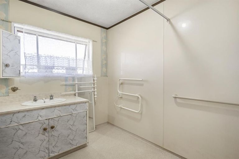 Photo of property in 8/19 Oxford Street, Te Puke, 3119