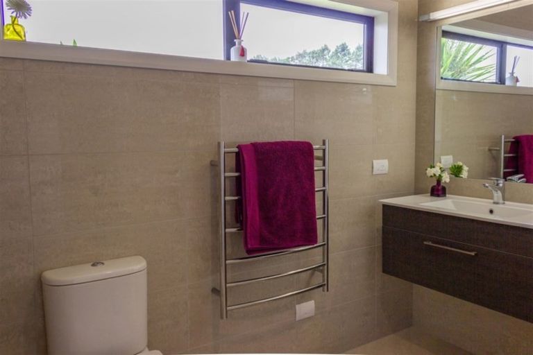 Photo of property in 14 Riverbank Drive, Kerikeri, 0230