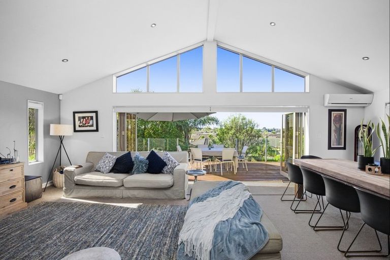 Photo of property in 75 Kitchener Road, Pukekohe, 2120