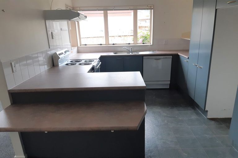 Photo of property in 5 The Boulevard, Red Beach, 0932