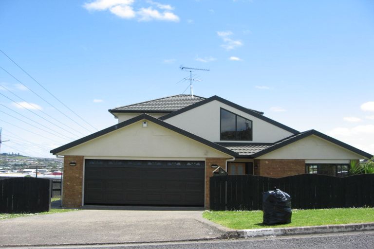 Photo of property in 2 Ngahere Road, Pukekohe, 2120