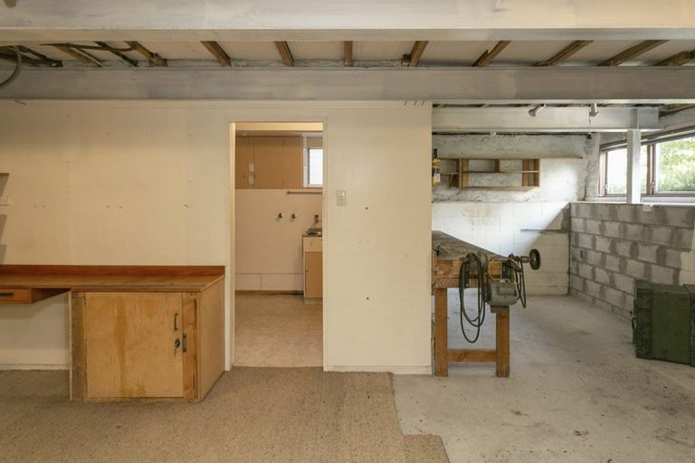 Photo of property in 32 Sunset Street, Hilltop, Taupo, 3330
