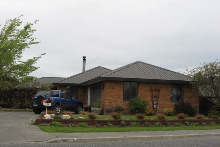 Photo of property in 22 Kowhai Avenue, Rangiora, 7400