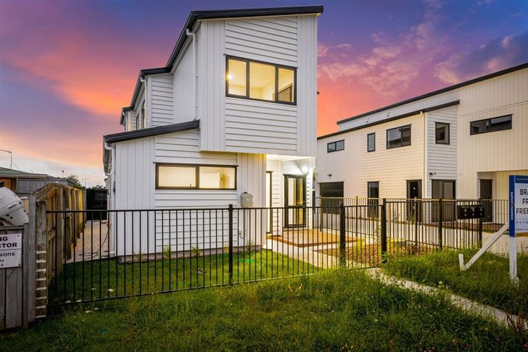 Photo of property in 52f Tapu Road, Huapai, Kumeu, 0810