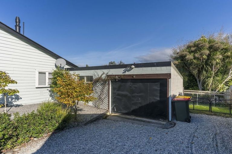 Photo of property in 7 Moore Street, Milton, 9220