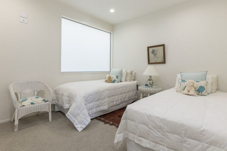 Photo of property in 110 Lake Terrace, Taupo, 3330