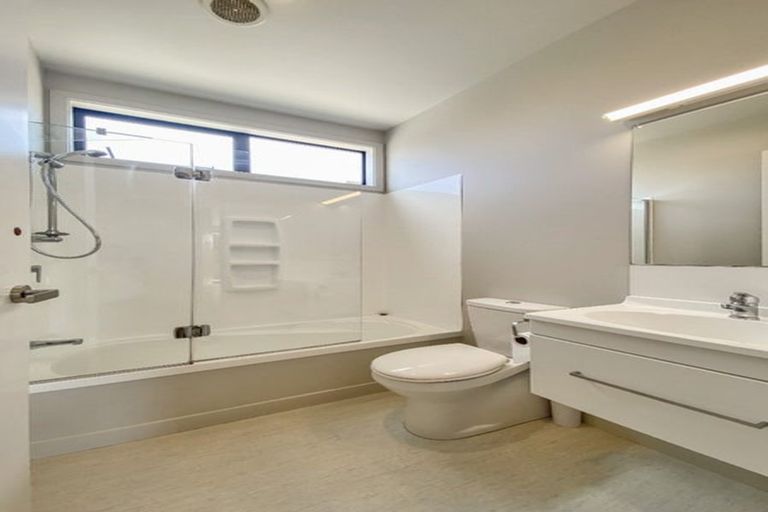 Photo of property in 1/22 Pascal Street, Palmerston North, 4410