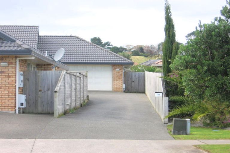 Photo of property in 148 Kilkenny Drive, East Tamaki Heights, Auckland, 2016
