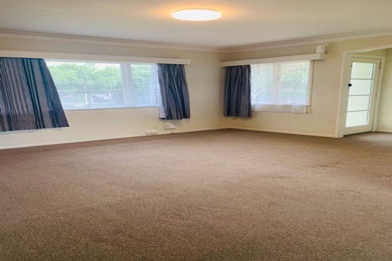 Photo of property in 1/117 Old Wairoa Road, Papakura, 2110