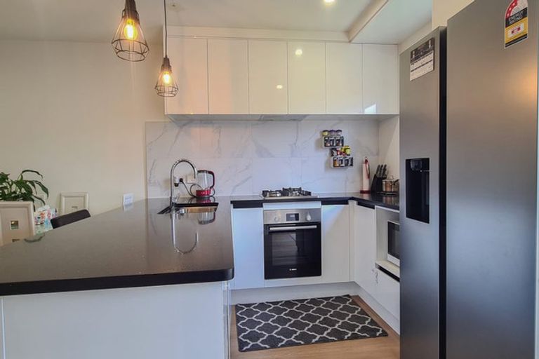 Photo of property in 39a Soaring Bird Drive, Takanini, 2112