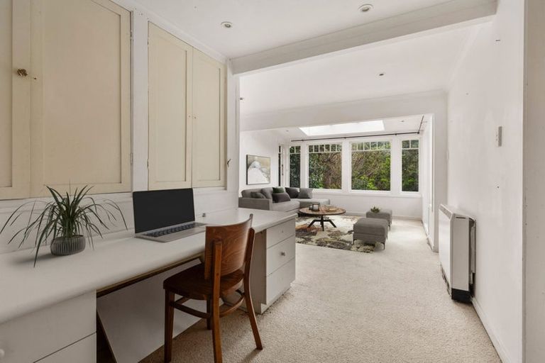 Photo of property in 26 Fitzroy Street, Wadestown, Wellington, 6012