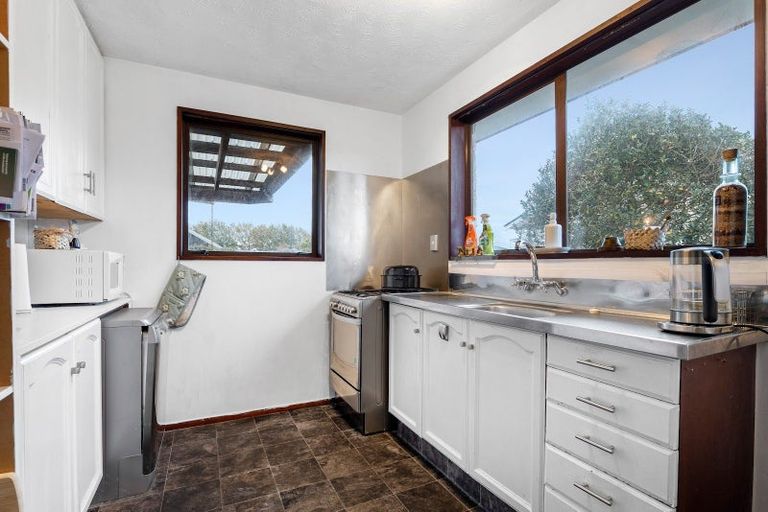 Photo of property in 18 Greenock Street, Redwood, Christchurch, 8051