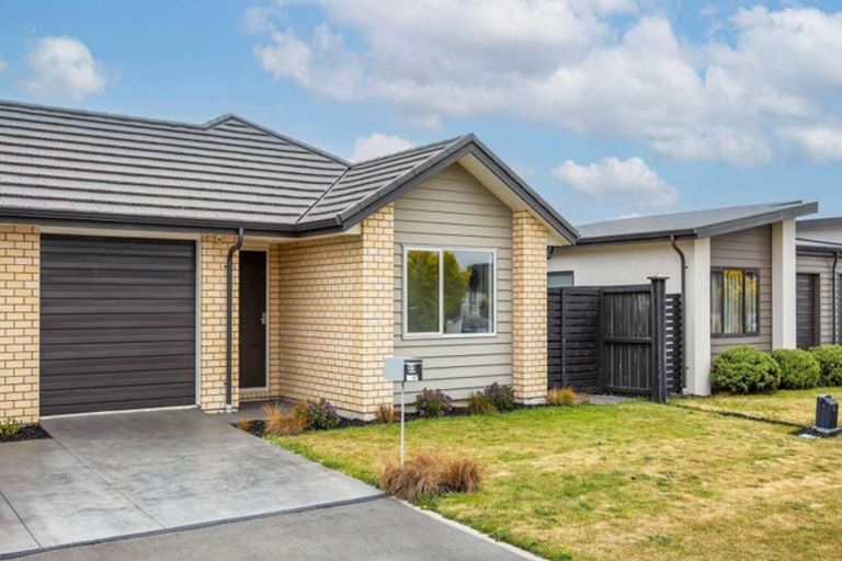 Photo of property in 25 Ragley Way, Rolleston, 7615