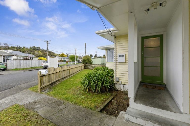 Photo of property in 7 Benge Crescent, Clouston Park, Upper Hutt, 5018