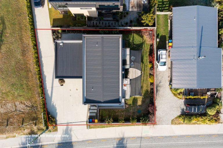 Photo of property in 251 Aubrey Road, Wanaka, 9305