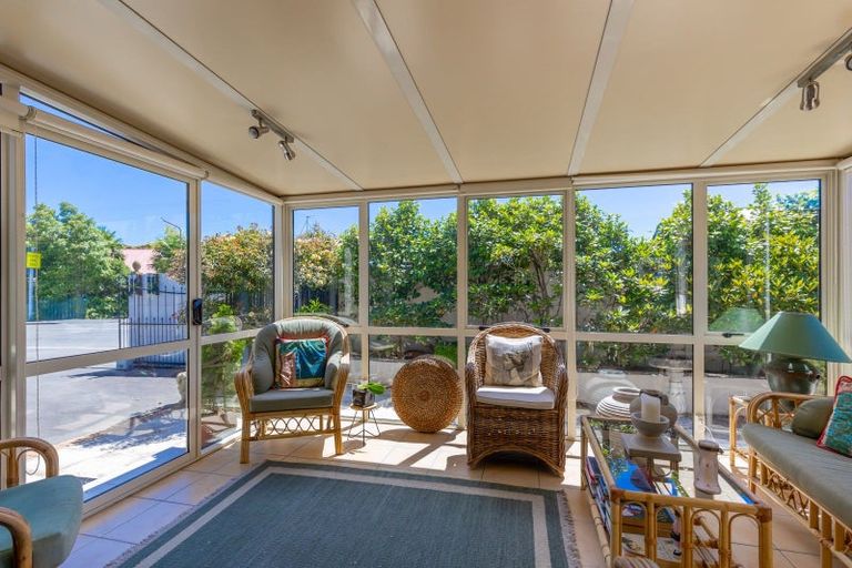 Photo of property in 3 Dillon Street, Blenheim, 7201