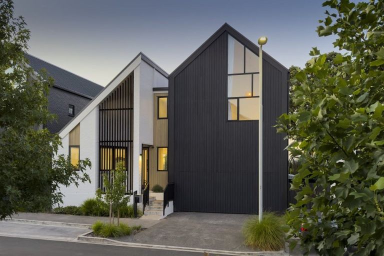 Photo of property in 7 Jack Seabrook Road, Hobsonville, Auckland, 0616