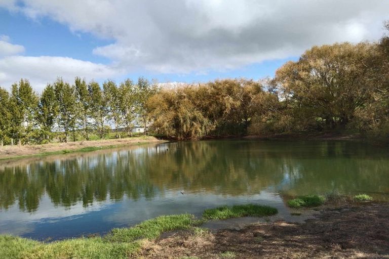 Photo of property in 11 Te Pahi River Drive, Paparoa, Maungaturoto, 0583