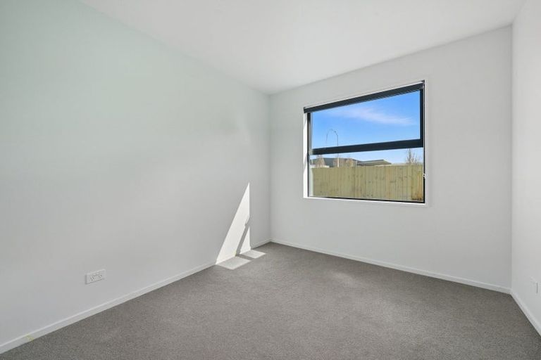 Photo of property in 89 Bill Hammond Drive, Belfast, 8051