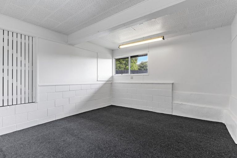 Photo of property in 23 Bellringer Road, Massey, Auckland, 0614