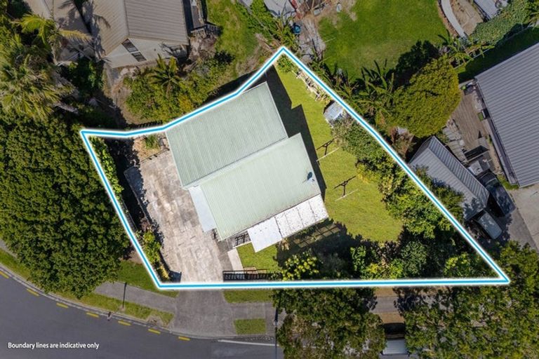 Photo of property in 90 Te Irirangi Drive, Clover Park, Auckland, 2019