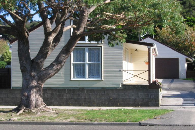 Photo of property in 39 Mohaka Street, Wainuiomata, Lower Hutt, 5014