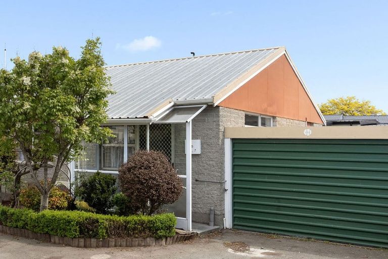 Photo of property in 5/72 Ward Street, Addington, Christchurch, 8024
