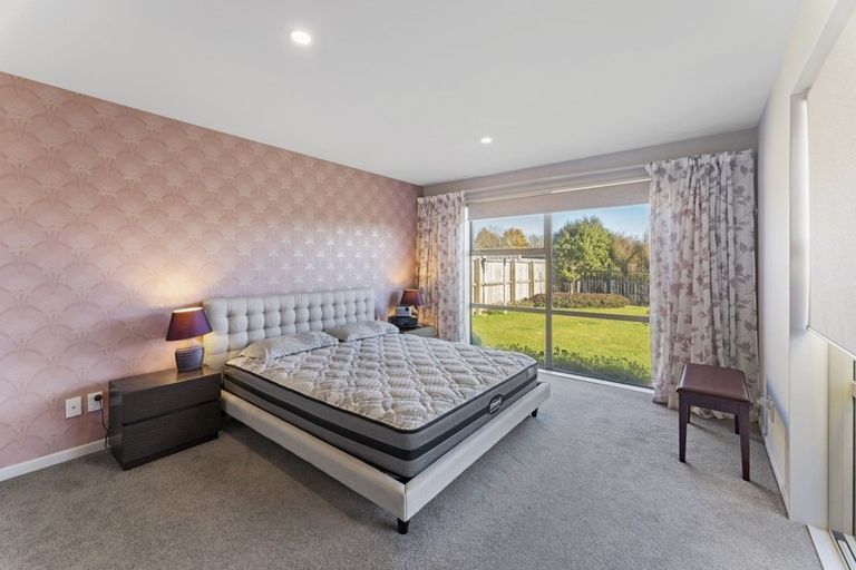 Photo of property in 10 Kilkivan Lane, Broomfield, Christchurch, 8042