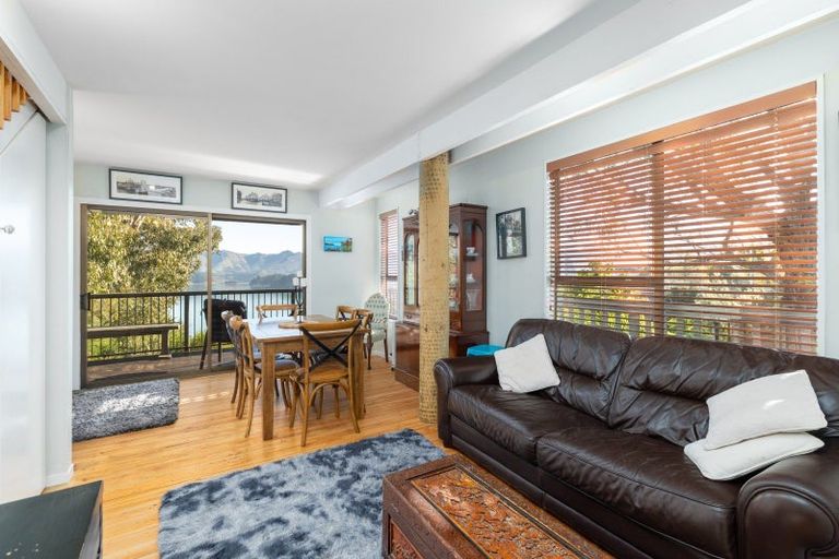 Photo of property in 4 James Drive, Diamond Harbour,  8971