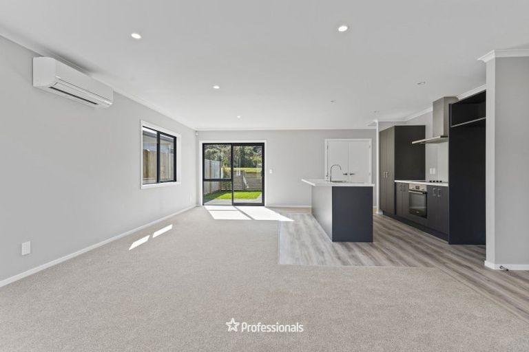 Photo of property in 16 Harry Martin Lane, Wainuiomata, Lower Hutt, 5014