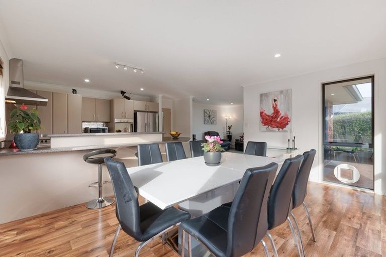 Photo of property in 550 Gloucester Road, Papamoa Beach, Papamoa, 3118