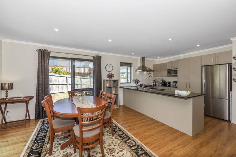 Photo of property in 6 Maylee Crescent, Gulf Harbour, Whangaparaoa, 0930