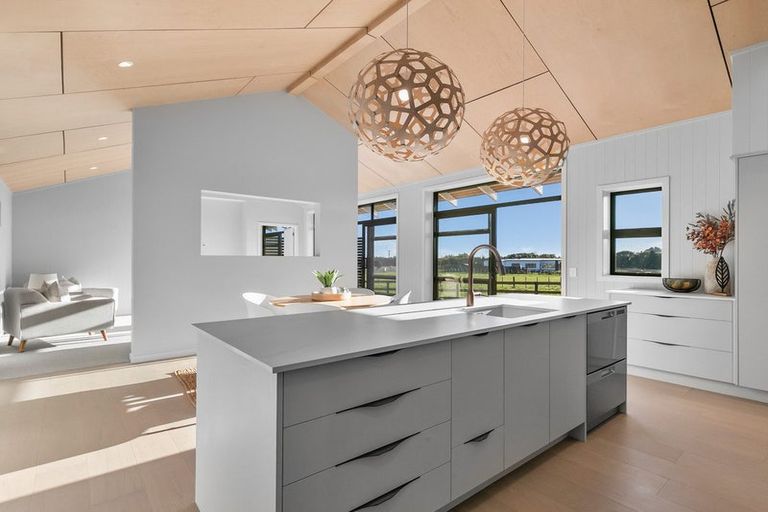 Photo of property in 133b Muhunoa Road East, Ohau, 5570