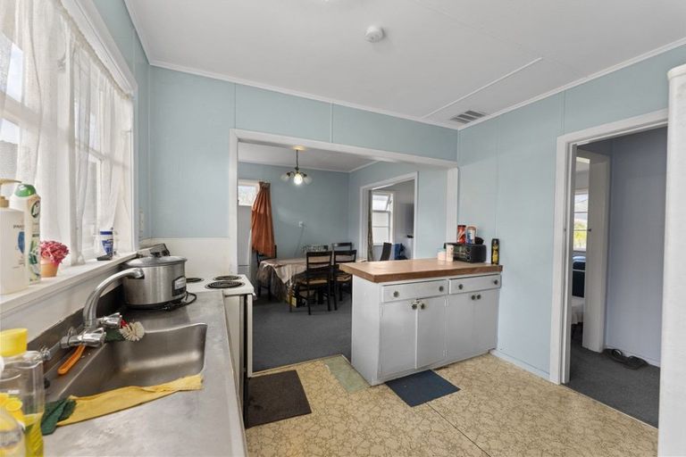 Photo of property in 69 Hyde Street, Wainuiomata, Lower Hutt, 5014