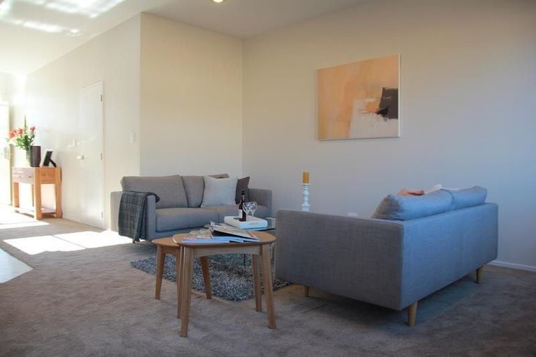 Photo of property in 16 Ballindrait Drive, Flat Bush, Auckland, 2019