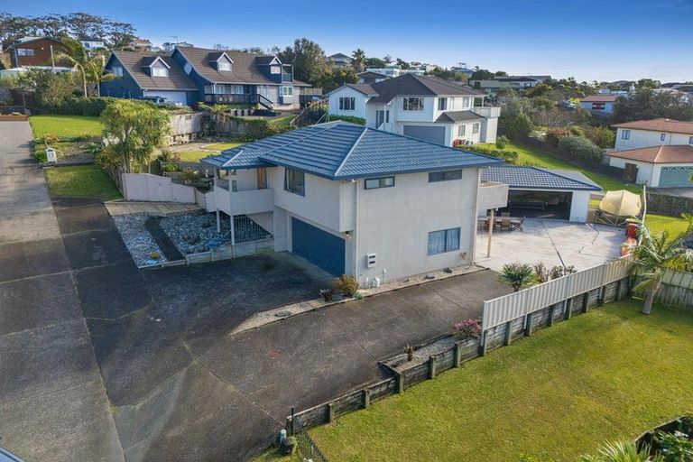 Photo of property in 18 Roseville Road, Gulf Harbour, Whangaparaoa, 0930